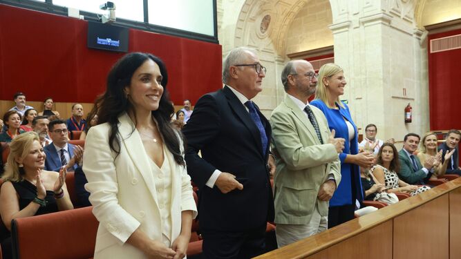 Los cuatro nuevos senadores por designación autonómica ayer en el Pleno del Parlamento de Andalucía.