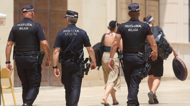 Varios agentes de la Policía Local de Málaga