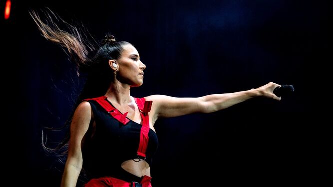 India Martínez, durante le concierto que ofreció en el festival Bahía Sound de San Fernando.