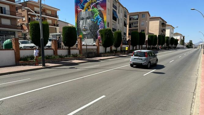 Trabajos de mejora de la señalización en avenida de Málaga.