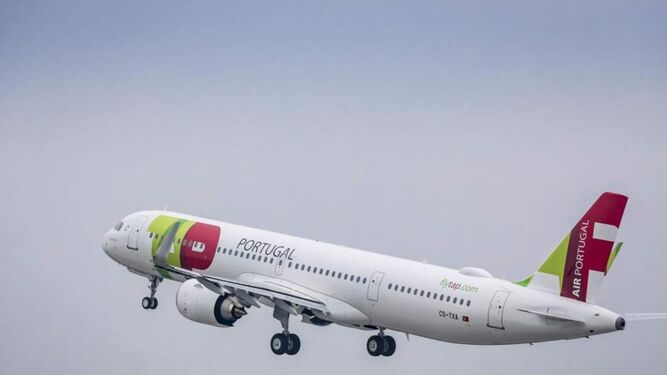 La aerolínea TAP Portugal devuelve casi 4.000 euros a una mujer que no pudo viajar por contraer el Covid-19