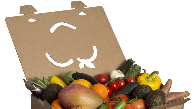 Comer fruta y verdura de temporada es ahora más fácil con la caja saludable