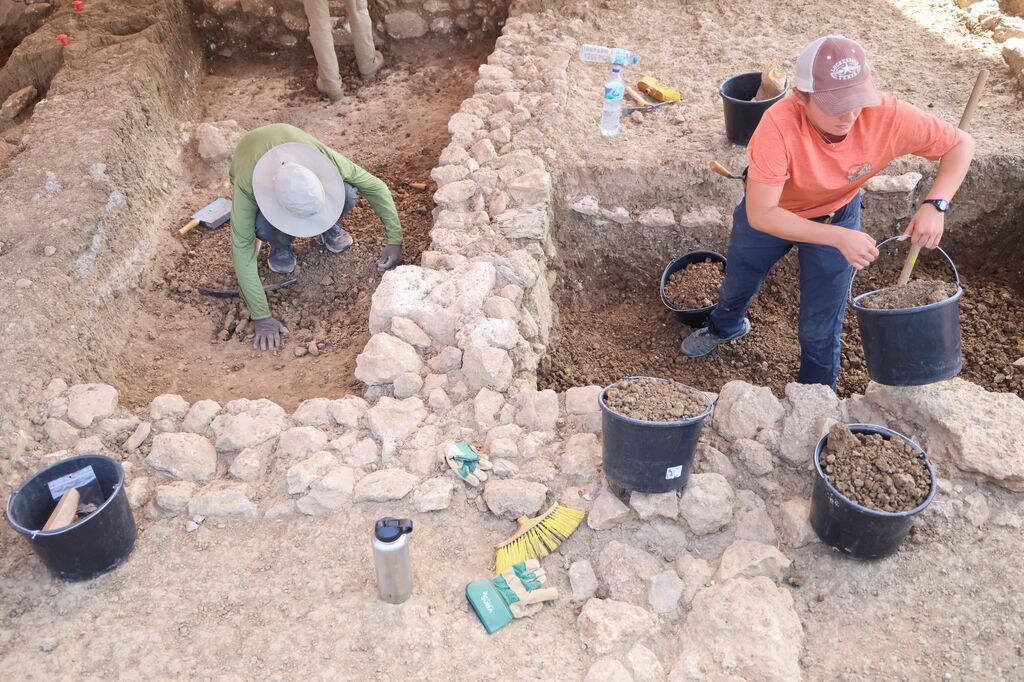 La excavaci&oacute;n arqueol&oacute;gica de Cerro del Villar, en im&aacute;genes