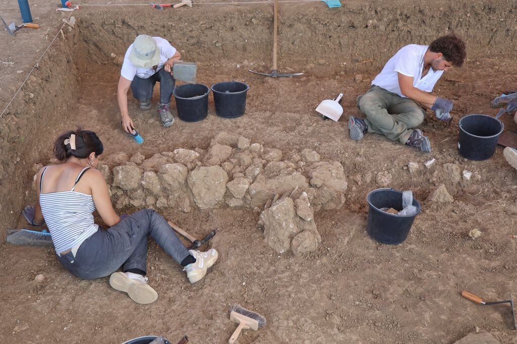 La excavaci&oacute;n arqueol&oacute;gica de Cerro del Villar, en im&aacute;genes