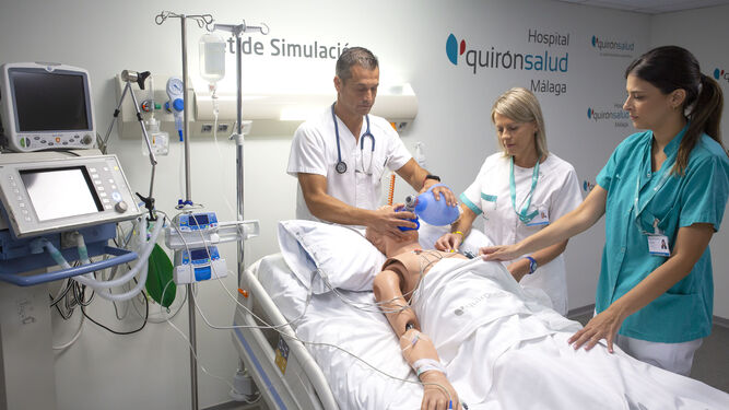 Sala de simulación en el Hospital Quirón Salud de Málaga.