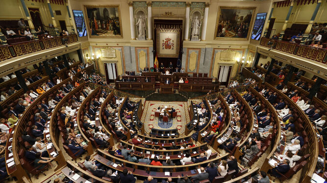 Las lenguas cooficiales del Estado se pueden utilizar ya en el Congreso de los Diputados.