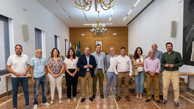 La Diputación  de Huelva entrega la redacción de los proyectos del PFEA a ocho municipios de la provincia