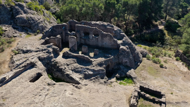Basílica mozárabe y ruinas de Bobastro.