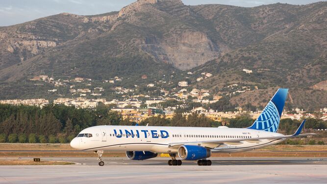 Avión de la compañía United Airlines que une la ruta entre Málaga y Nueva York