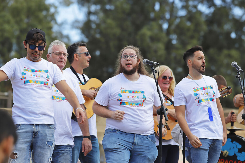 Im&aacute;genes de la convivencia carnavalera del Parque Moret en Huelva