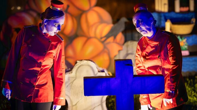 Noche de las Calabazas en el Halloween de San Fernando, que ese año se ha inspirado en el filme de animación Hotel Transylvania.