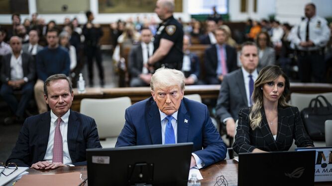 l expresidente de Estados Unidos Donald Trump testifica en el juicio por fraude civil en la Corte Suprema del Estado de Nueva York.
