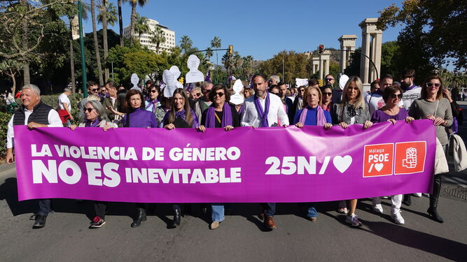 El PSOE de Málaga, durante la marcha.