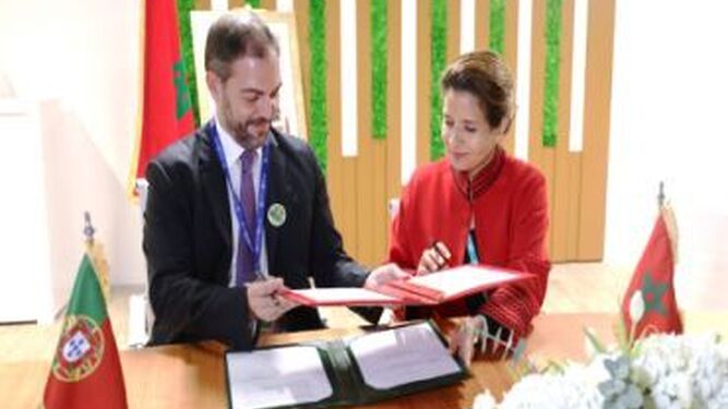 Leila Benali y Duarte Cordeiro en la firma.