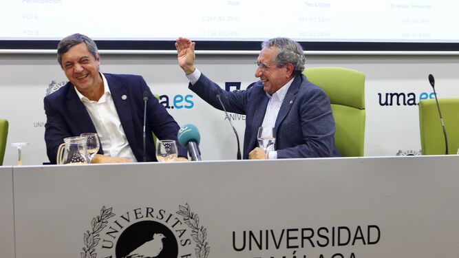 Teodomiro López y José Ángel Narváez al conocer los resultados de las elecciones.