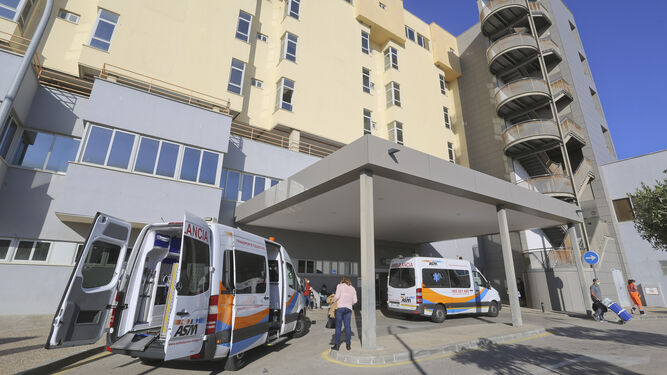 Fachada del Hospital Clínico de Málaga.