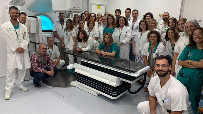 Profesionales de Oncología Radioterápica del Hospital Clínico de Málaga.