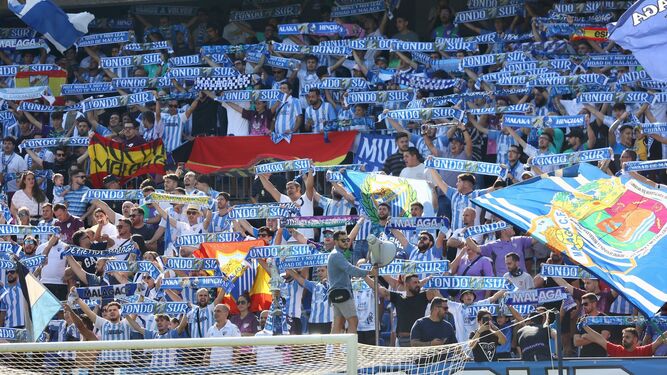 La afición del Málaga CF anima esta temporada.