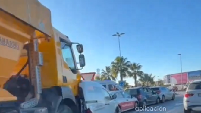 Accidente múltiple en Marbella con seis vehículos implicados y cinco heridos
