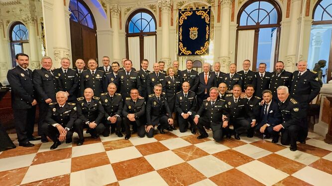 La Asociación de Jefes y Directivos de las Policías Locales de Andalucía conmemoran en Málaga el municipalismo
