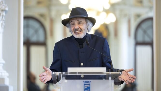 Jorge Rando, este martes, durante la presentación de la muestra en el Ayuntamiento de Málaga.