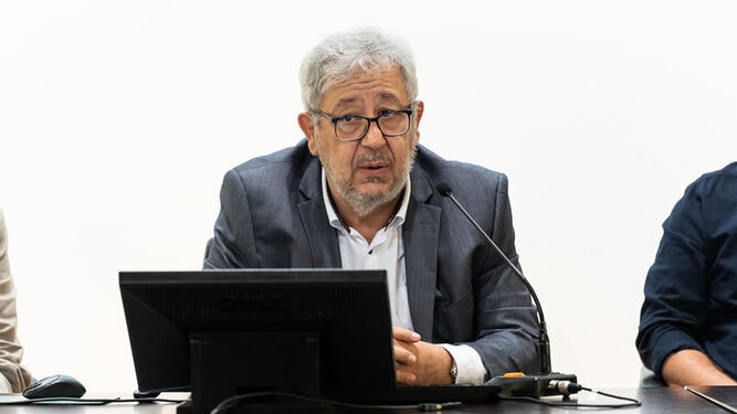 José Manuel Corbelle Álvarez, asesor de Buenas Prácticas del Colegio en el ámbito de la Dermoestética.