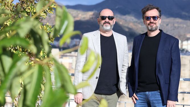 Alberto y Jorge Sánchez-Cabezudo, creadores de la serie 'Nos vemos en otra vida'.