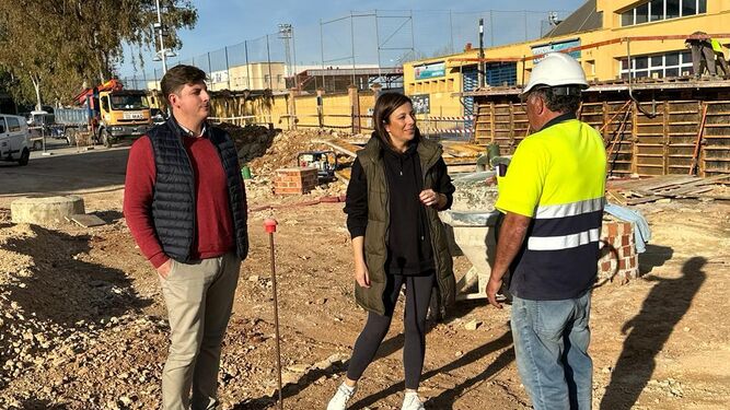 Visita de la alcaldesa a las obras del entorno de la nueva estación de autobuses.
