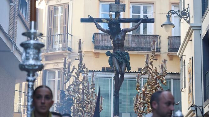El Cristo de la Agonía por la calle Fajardo en la tarde del Martes Santo