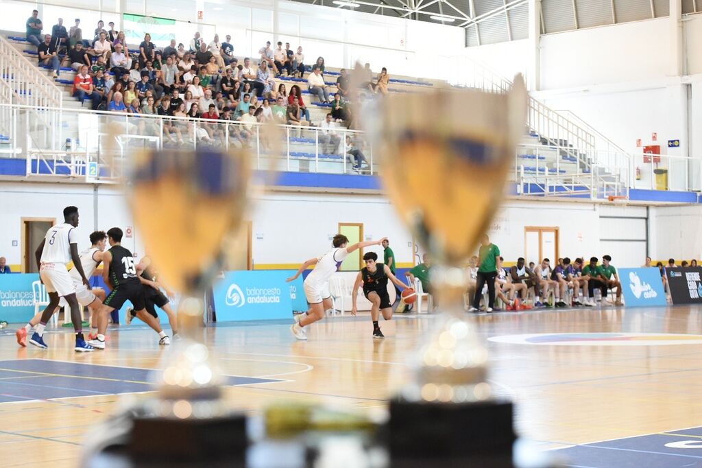 Unicaja - Real Betis, las mejores fotos de la final del Campeonato de Andaluc&iacute;a junior