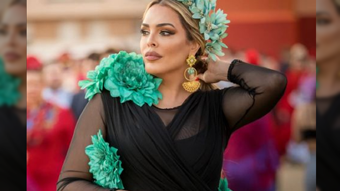 Los atrevido vestidos de flamenca de Amor Romeira que causan polémica en Instagram