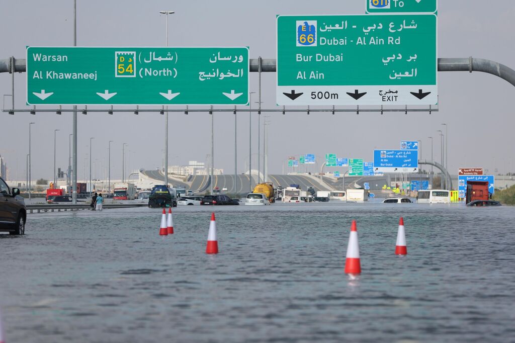 Las terribles y devastadoras lluvias en Emiratos &Aacute;rabes Unidos