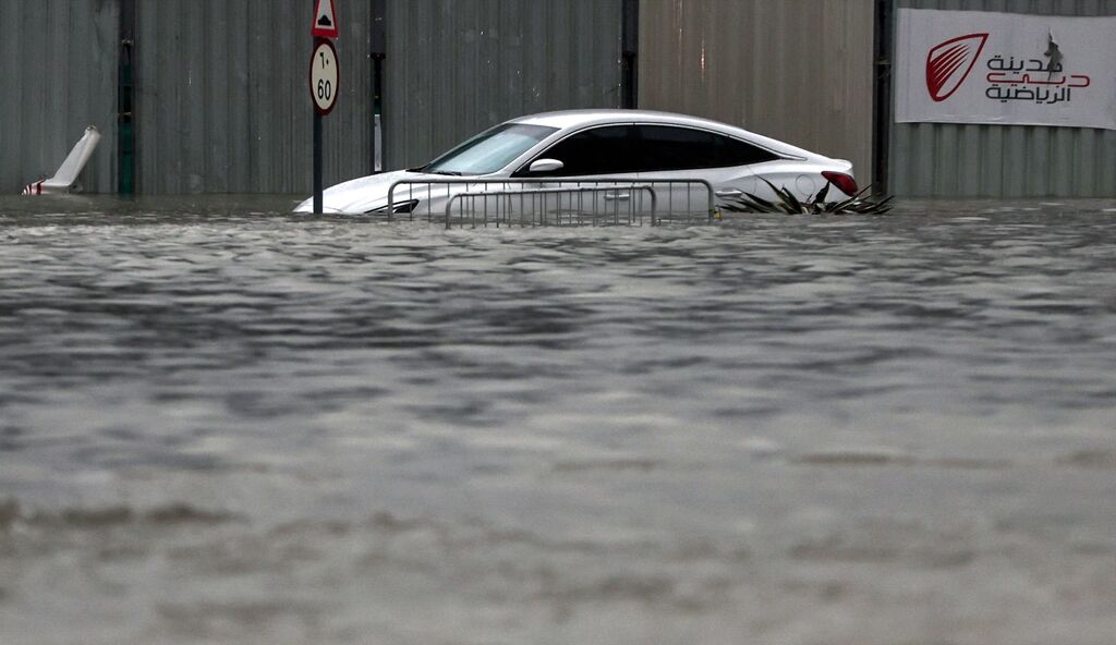 Las terribles y devastadoras lluvias en Emiratos &Aacute;rabes Unidos