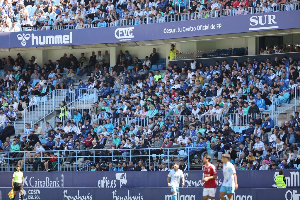 B&uacute;scate en las gradas de La Rosaleda durante el M&aacute;laga CF - Real Murcia